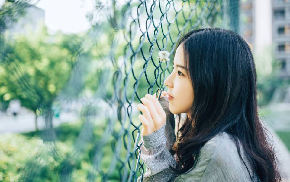 我们是如何一步步落后于别人的，自己心里特别清楚，无非是从生活中一点点的差距开始的。